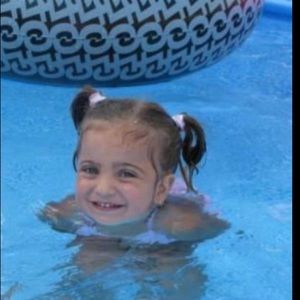 Meet your Posher, Alivia